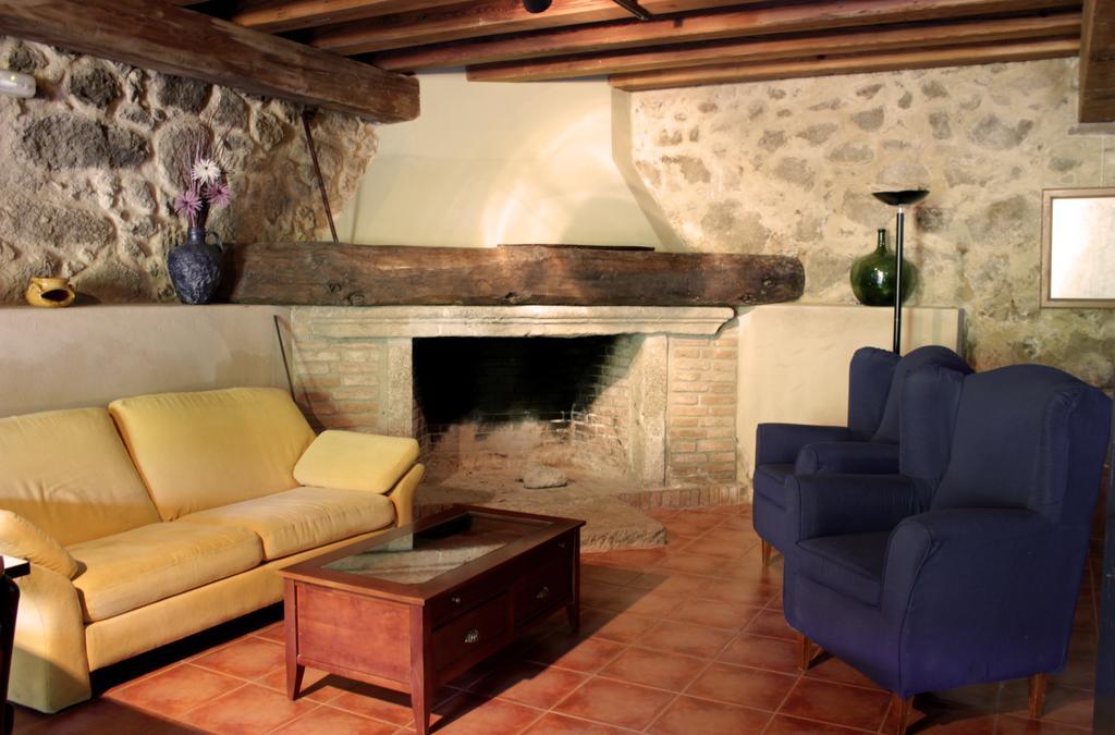 Albergue Turistico Via De La Plata Banos De Montemayor Eksteriør billede